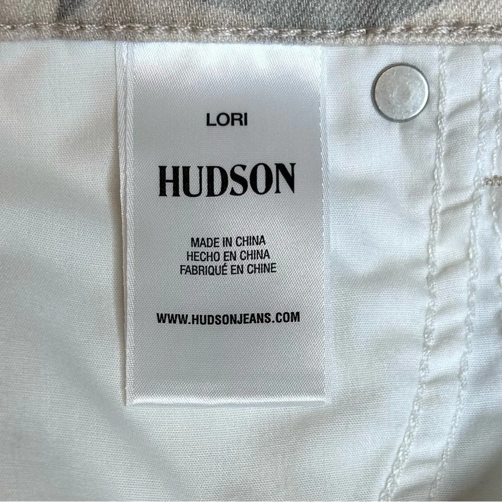Hudson Jean Shorts Lori High-Rise Camo Raw Edge Hem Size 30 Women’s